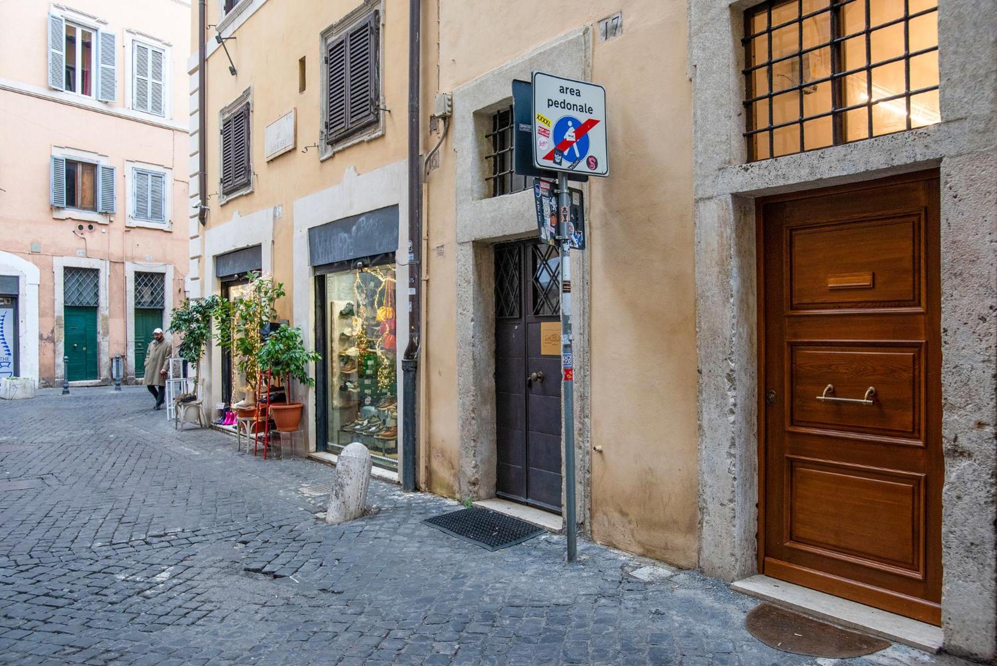 Pantheon Suites Rome 2, Rome